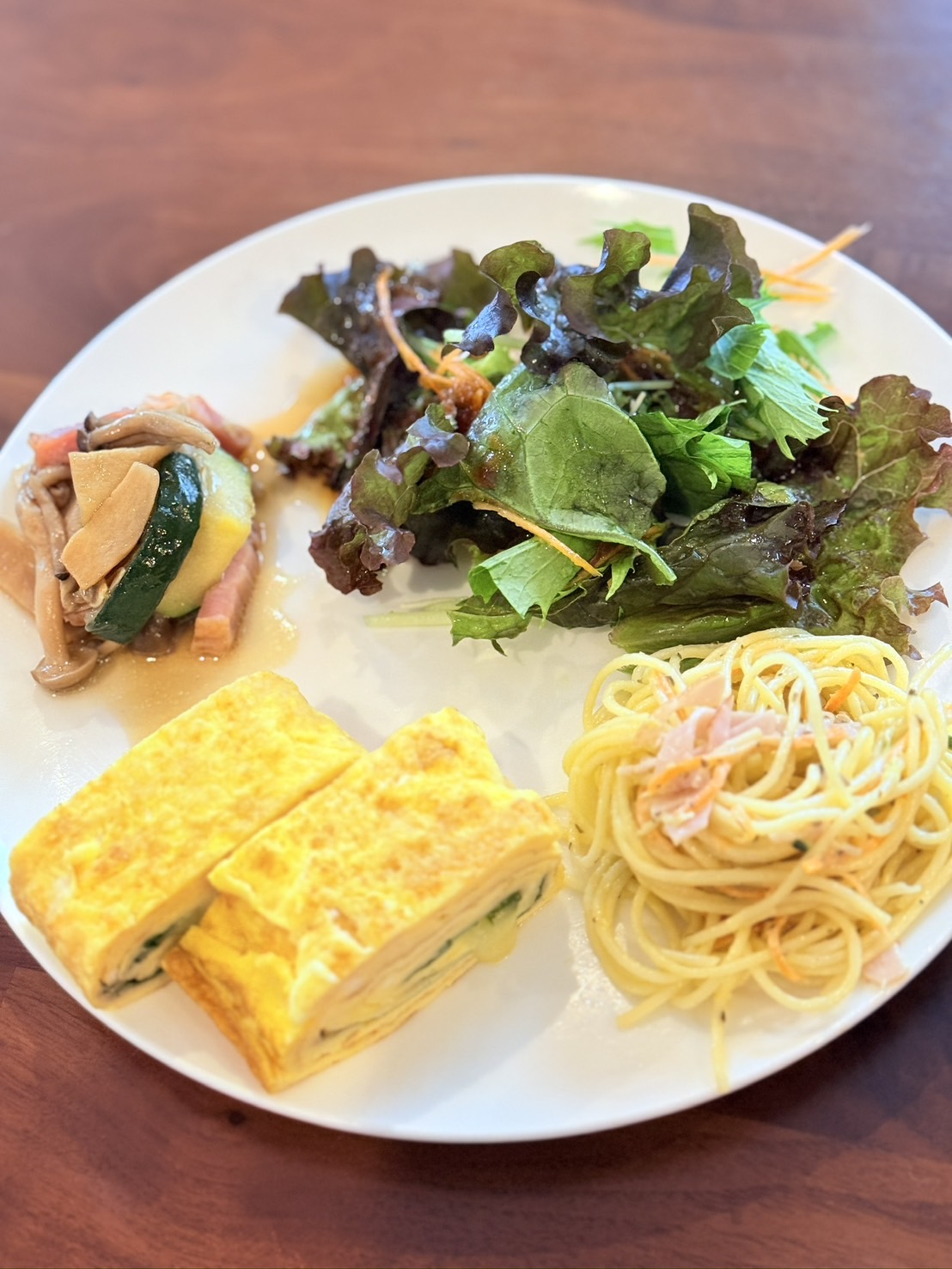 朝食